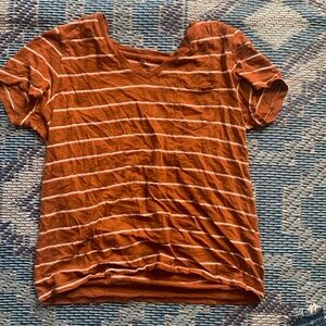 Brown stripped tee